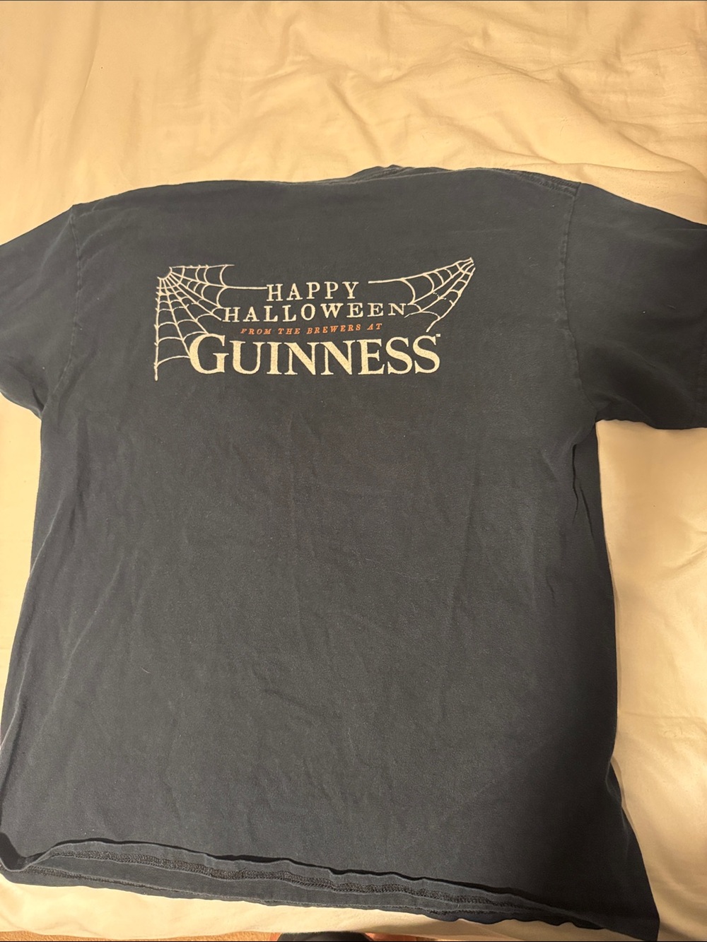 Guinness black Embroidered Logo Crew Neck T-Shirt Happy Halloween from Guinness - Picture 2 of 2